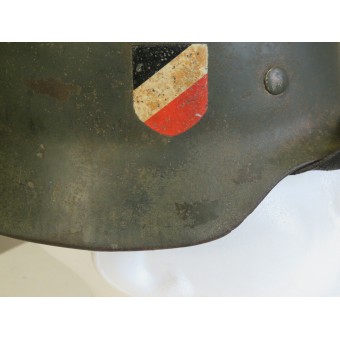 Helmet double acier armée allemande autocollant M35 avec les restes de camouflage. Espenlaub militaria